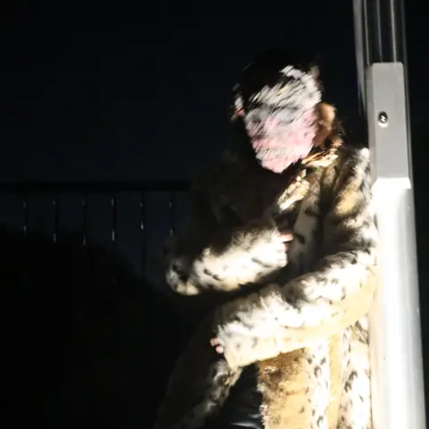 Stone Mask photoshoot, photo 46 of 210