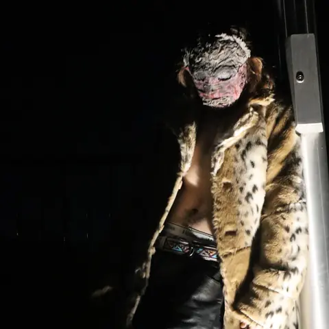 Stone Mask photoshoot, photo 52 of 210